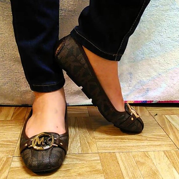 MICHAEL KORS Authentic LOGO FLATS Women's SHOES Footwear Flat SHOES Priced CHEAP - Picture 1 of 9